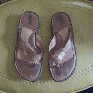 Womens Born Hand Crafted Genuine Brown Leather Thong Sandals Flip Flops Size 6